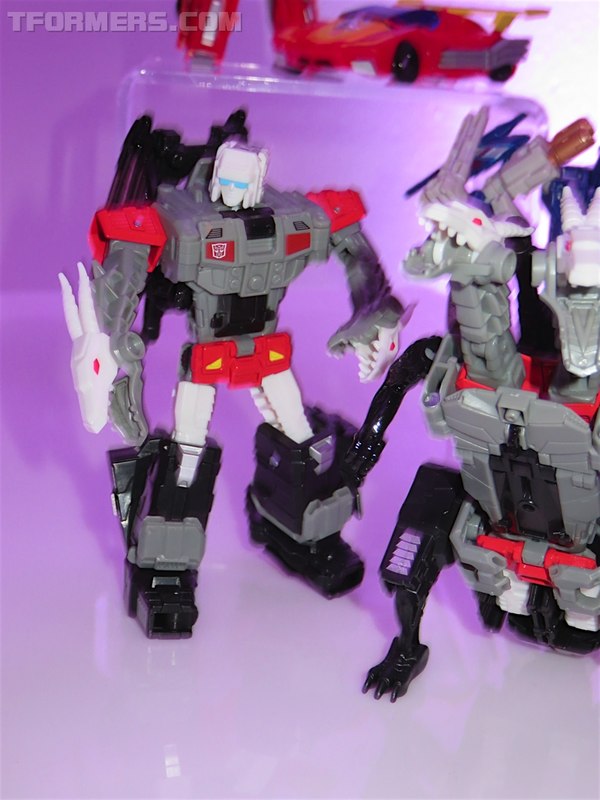 NYCC 2016   First Look At Sixshot, Broadside, Sky Shadow, Perceptor, And More Transformers  (77 of 137)